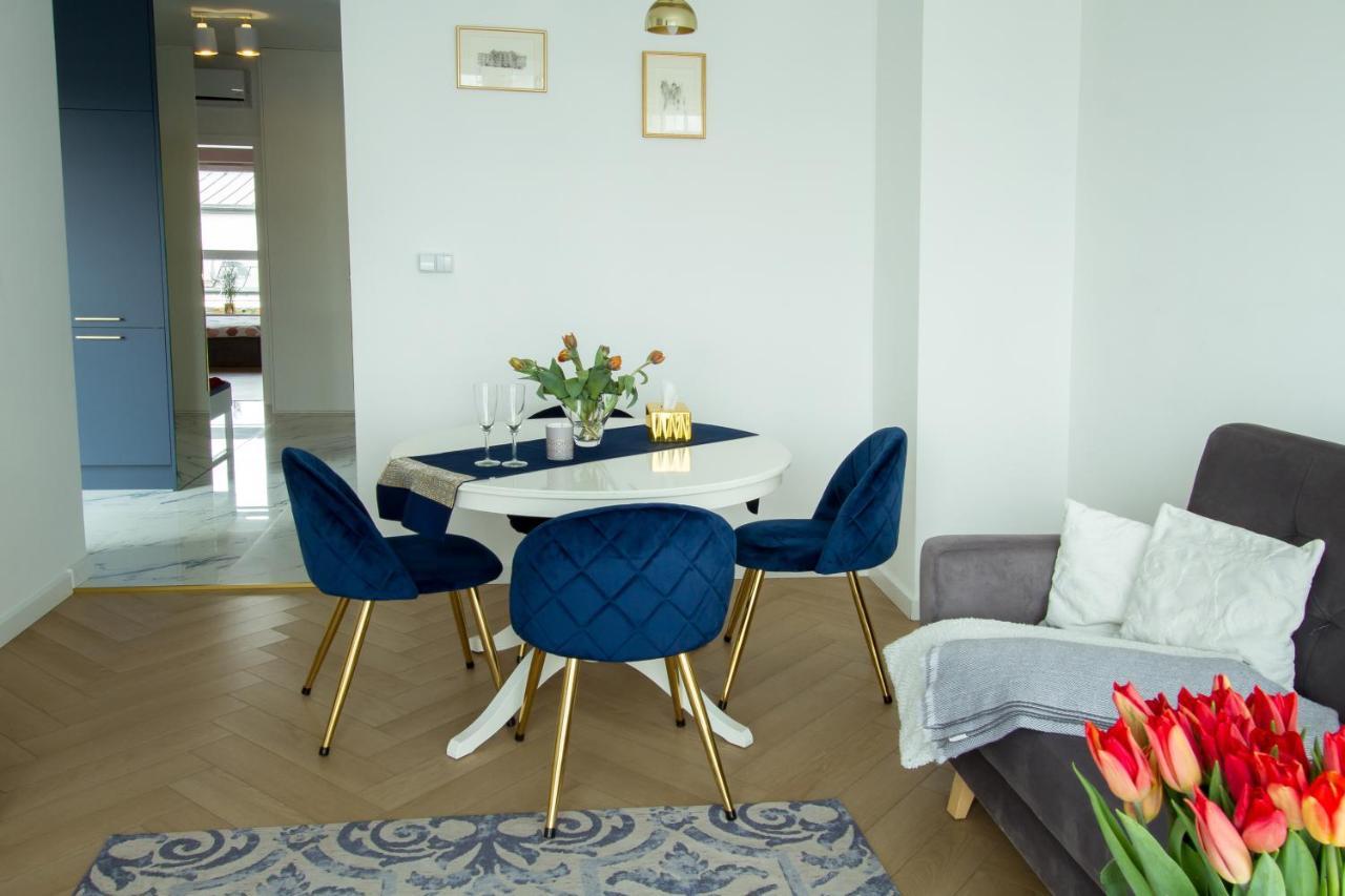 Nowy Apartment Przy Placu Szembeka Warsaw Exterior photo